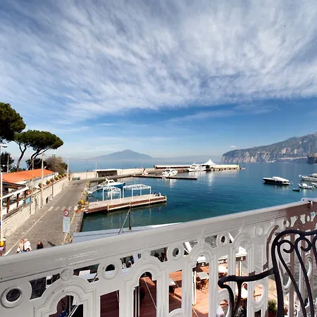 Terrace By The Sea - Entire With Terrace Sorrente